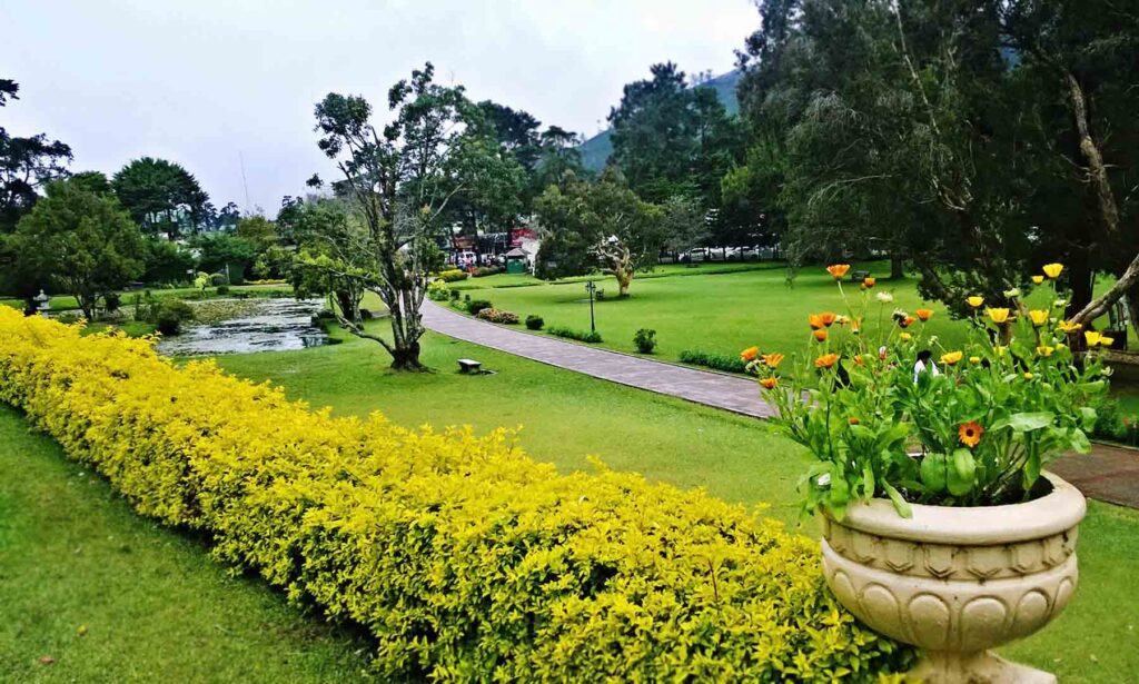 2 days in Nuwara Eliya itinerary with scenic Victoria Park in Nuwara Eliya Sri Lanka