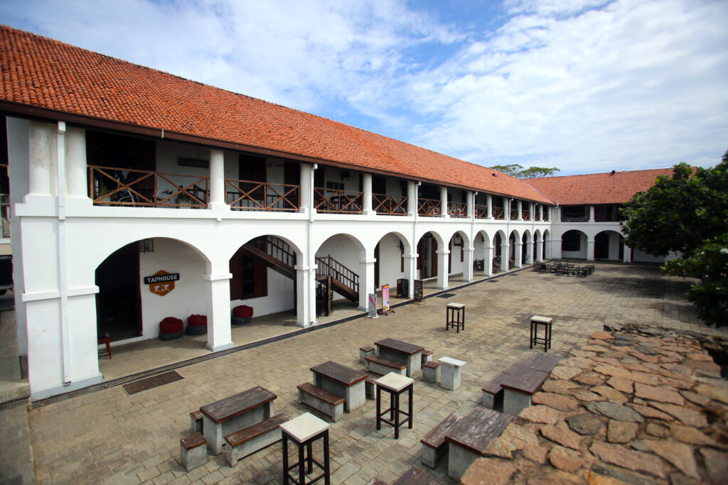 Explore hidden places in Galle Fort and enjoy 25% off your stay at Yara Galle Fort